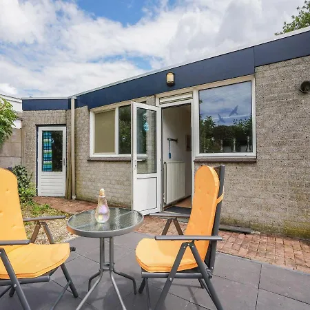 Serene In With Terrace And Nature Garden Dom wakacyjny Landgraaf