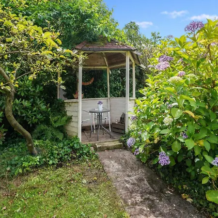 Serene In With Terrace And Nature Garden Dom wakacyjny *