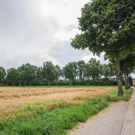 In With Terrace Holiday home Landgraaf